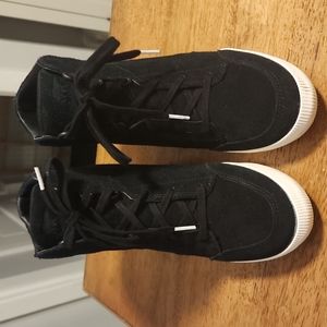 Sorel Out N About black 10